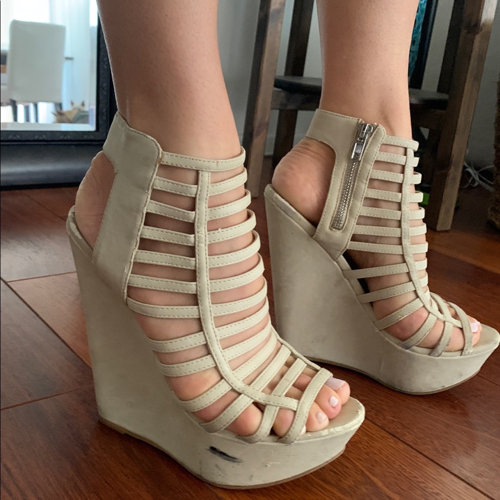 Steve Madden strappy wedges